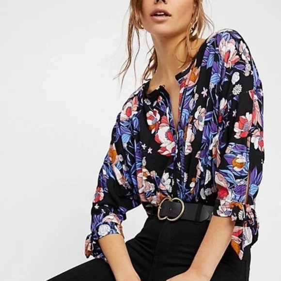 Free People Keepin On Top Floral Slouchy Top - Picture 1 of 16